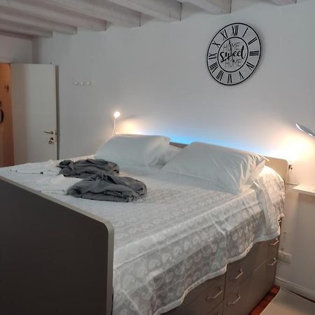 Jennifer House. Тренто Экстерьер фото