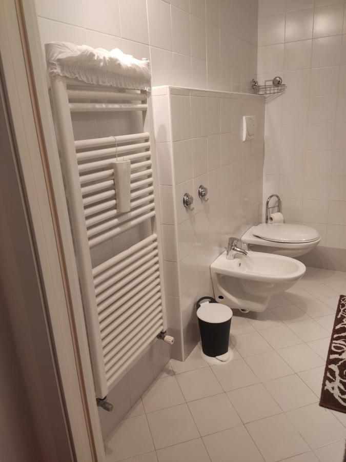 Jennifer House. Тренто Экстерьер фото
