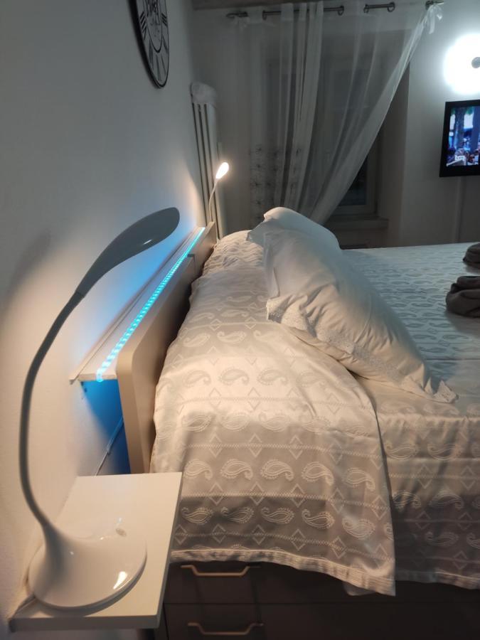 Jennifer House. Тренто Экстерьер фото