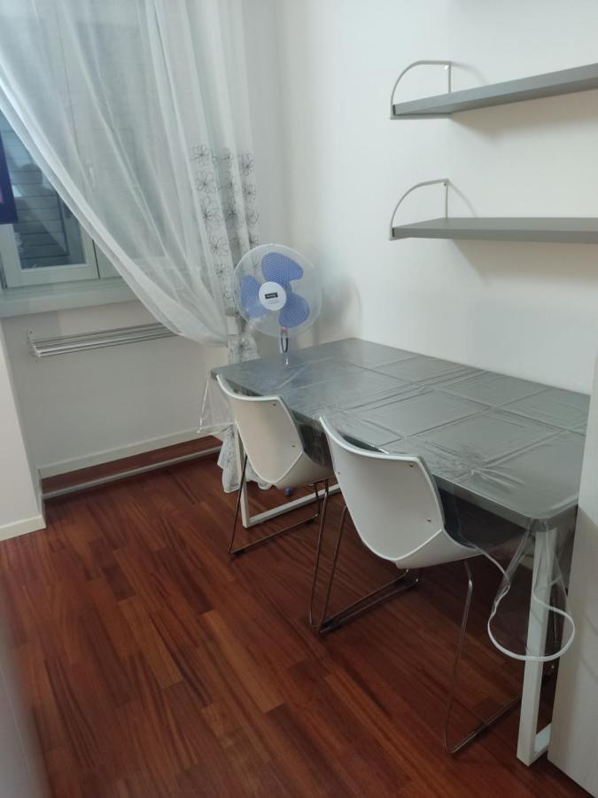 Jennifer House. Тренто Экстерьер фото